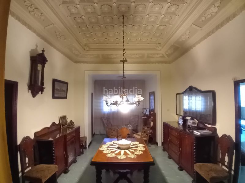 Foto aefc4f70-65b5-45a4-bf95-f90ad2354ab5. Casa amb aparcament a Albaida