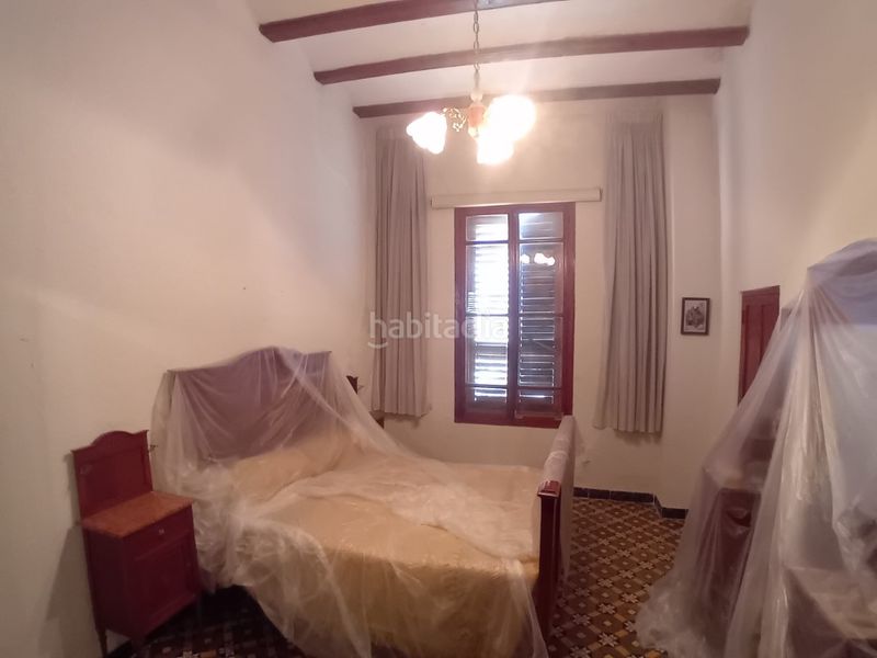 Foto b69b5a37-7ef1-4555-b58e-0c8386b3b7a0. Casa amb aparcament a Albaida