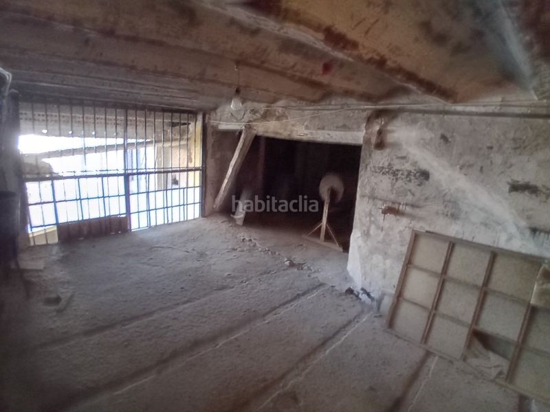 Foto c3f7b156-7604-4b67-a700-fd7a69bdeb22. Casa amb aparcament a Albaida