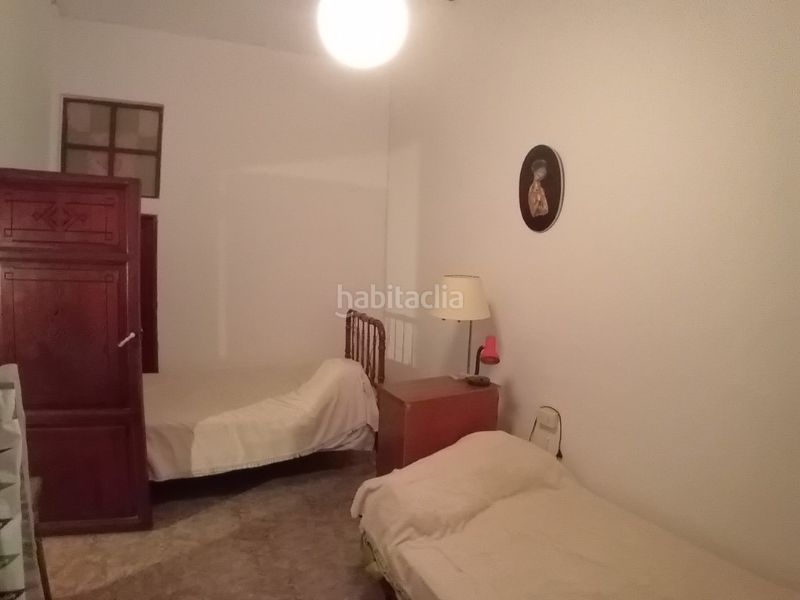 Foto f6f142bc-282d-4bd0-8d2c-c03964f69867. Casa amb aparcament a Albaida