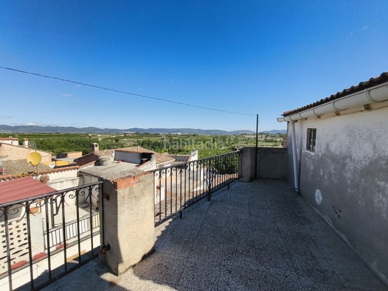 Foto f9ee6ed3-6014-41a4-b93e-afdc9c50c813. Casa amb aparcament a Palomar