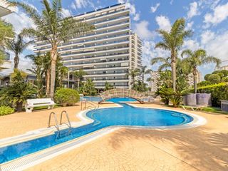 Apartament  Calle maestrat del. Apartamento en buen estado con 2 dormitorios en playa de gandia,