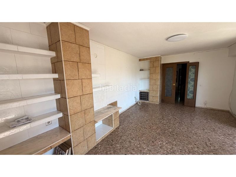 Foto b2361e86-82ab-45c2-8fe6-a4d4675907e6. Pis amb aparcament a Beniopa - Sant Pere Gandia