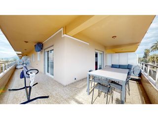 Appartement  Avenida marina, de la. Apartamento reformado con vistas al mar