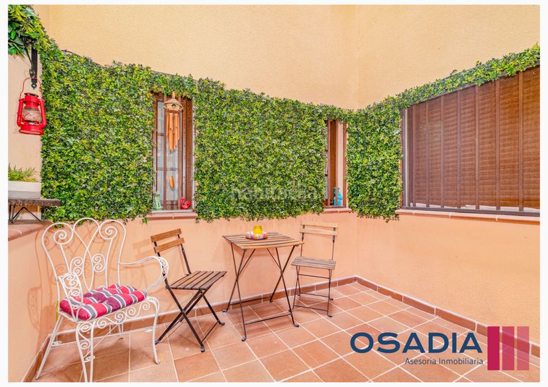 Foto ca3e8e2f-86b0-41b5-9fdd-2c4c1edff300. Pis a Monachil pueblo Monachil
