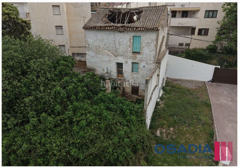 Foto eff06dd6-d05c-4293-bd62-39235c854f41. Finca rústica a Barrio de la Vega Monachil