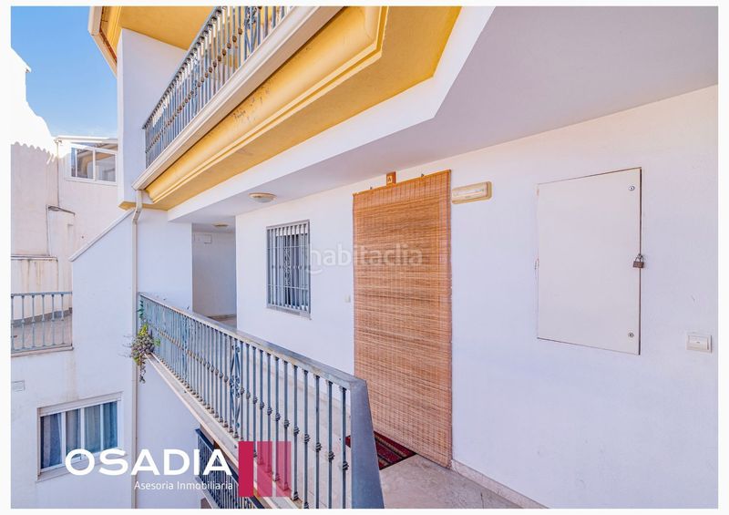 Foto fd0ec190-55ff-4a49-984b-ef7fa26fe5d9. Pis amb aparcament a Barrio de la Vega Monachil