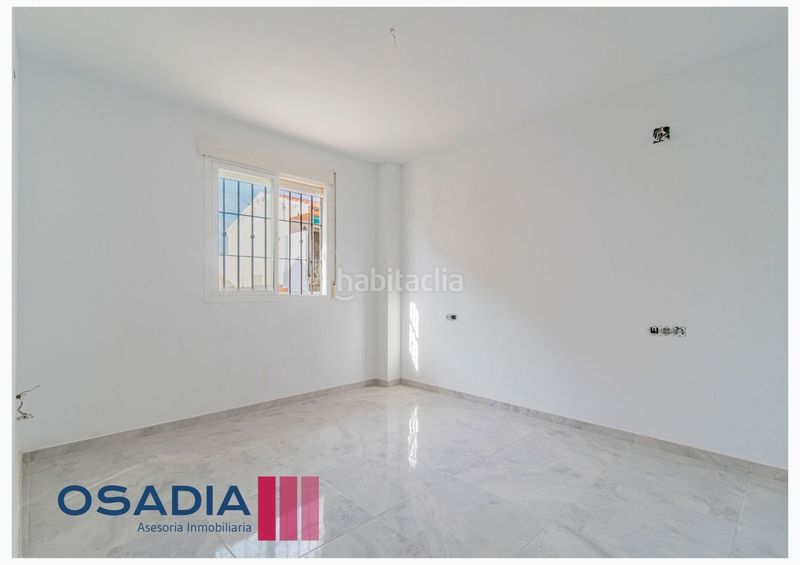 Foto ed9cb6d3-8683-4bac-bf0f-1d9f28738381. Planta baixa amb aparcament a Cájar
