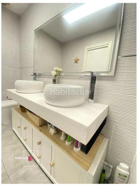 Foto e27d8c38-5c9e-454c-b8cf-c36acbd75237. Reihenhaus mit parking in Polideportivo Alhendín