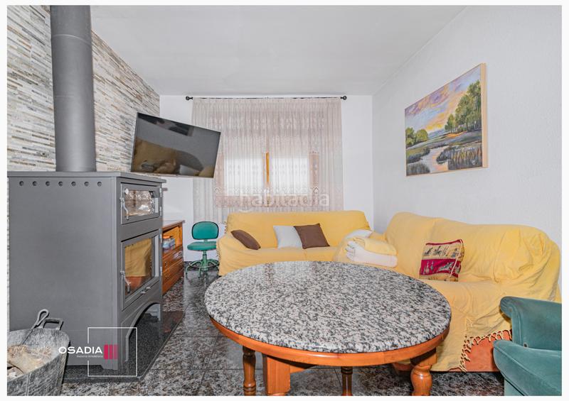 Foto 06088895-0a44-46c5-a121-a45eb1ea03bc. Casa aparellada a Íllora