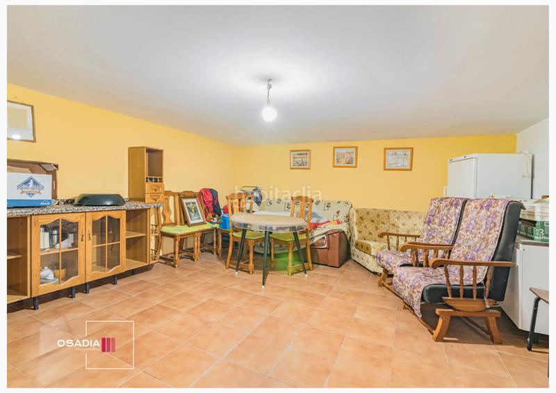 Foto 62af41e8-5355-423f-9557-1a598c8e5f86. Casa aparellada a Íllora