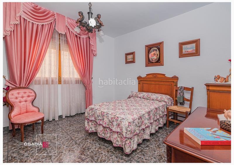 Foto a70adbc3-c0a7-418a-a272-de2ad9525b56. Casa aparellada a Íllora