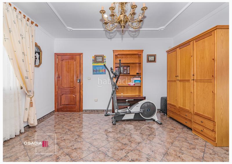 Foto eb77e3c0-f11d-4562-8577-8d401414afb5. Casa aparellada a Íllora
