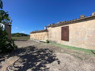 Masía en Muro. Finca rustica en muro a 800 metros del mar