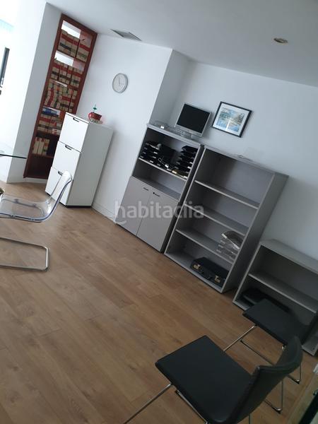 Foto 5f18e2a2-8573-46a5-91a9-ebfe92858848. Rent office space in calle radio Algeciras 5 in Casco Antiguo Algeciras