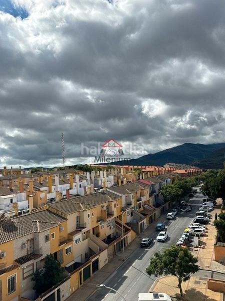 Foto 99634cd8-b897-4e7e-aa8a-bed6a66c5547. Pis a avenida américa 16 a San Bernabé Algeciras