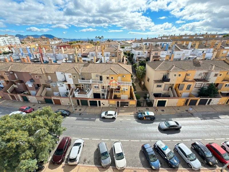 Foto b642e4c7-24f3-42ae-a109-5f6f7b69b85d. Pis a avenida américa 16 a San Bernabé Algeciras