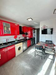 Etagenwohnung  Calle santa isabel. Piso en venta en la zona de fuente nueva