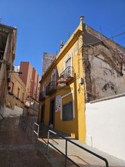 Gebäude  Calle rafael de muro. Edificio en calle rafael del muro para reformar