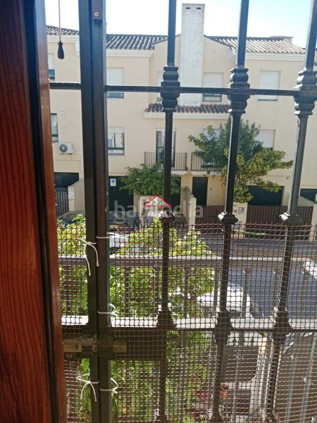 Foto beba2aca-f6ee-410e-b364-c3c5b8955447. Casa adossada amb xemeneia a San García Algeciras
