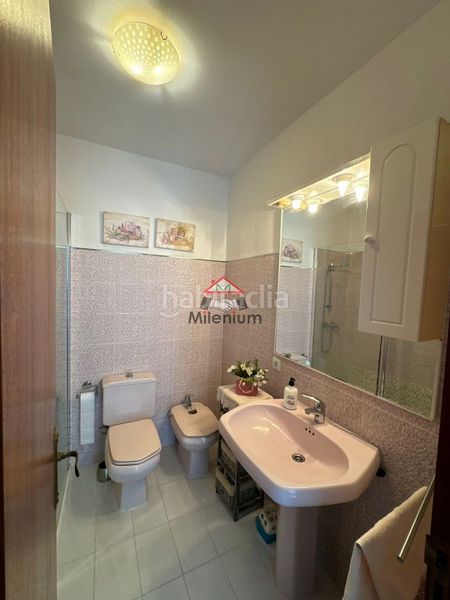 Foto db23b3e3-4729-456b-87a7-b1b66f0f1112. Xalet amb xemeneia aparcament piscina a Los Pinos Algeciras