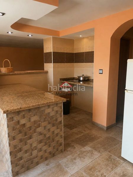 Foto 36a9fb98-72f7-43f9-b978-f842975c83d7. Chalet con camino parcheggio piscina in San García Algeciras