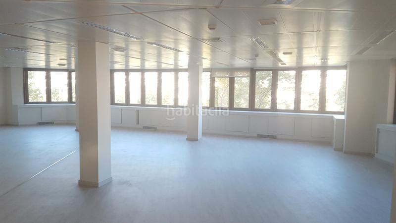 Foto 25e5f83e-3595-46d4-a8de-79d755438ec8. Miete büro in plaça de francesc macià 7 in Barri de les Corts Barcelona