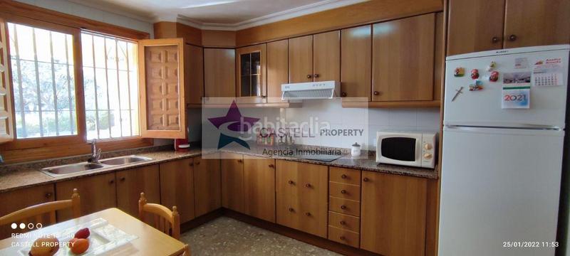 Foto 84d2664e-b6bd-46db-a01e-32ab34791bcb. Chalet con parcheggio in Sax