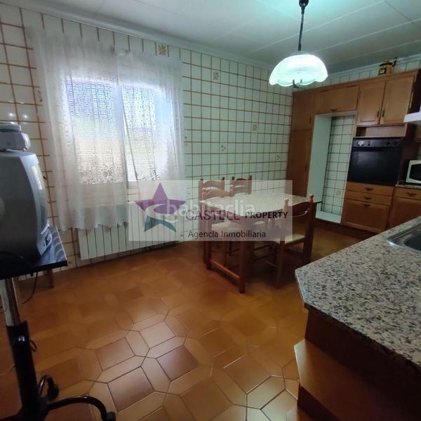 Foto b7f0fa19-3f92-454a-88b6-72691e74865d. Casa con parcheggio in Salinas