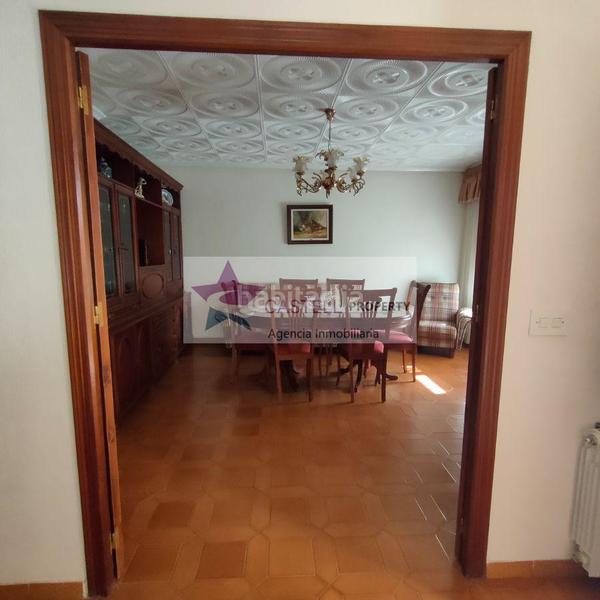 Foto d4adbbad-a0bf-439c-9652-111933d4a31d. Casa con parcheggio in Salinas