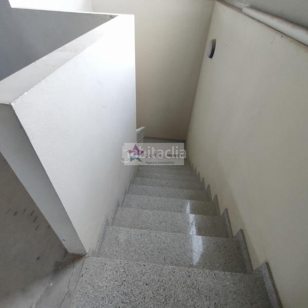 Foto 51199b9f-8e63-4fc1-bebd-2c81bc710821. Industrial building in Campo Alto-Club de Campo Elda