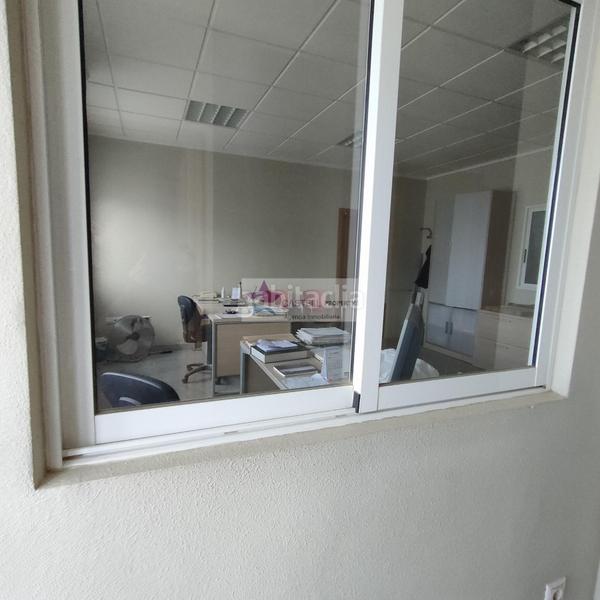 Foto b1697a93-5ee8-4f81-8993-505d2a3d3cfb. Industrial building in Campo Alto-Club de Campo Elda