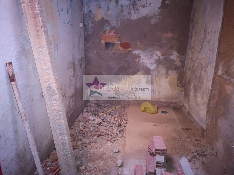 Foto 1cd2bb81-d8e5-47f0-aa10-5d24ab011d31. Casa adossada a Monforte del Cid