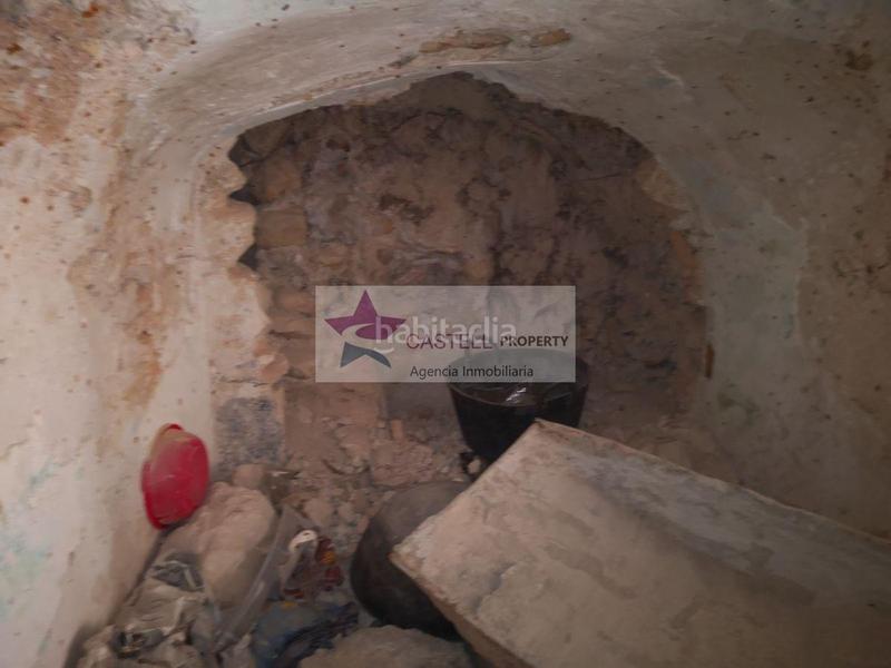 Foto 1e936bda-fd2b-4971-8d40-7d2a114a6a8c. Casa adossada a Monforte del Cid