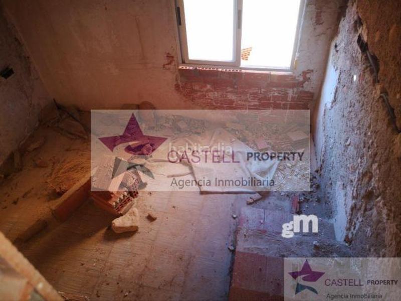 Foto 1fd44f10-9cbe-42ff-be9b-453d215ba070. Casa adossada a Monforte del Cid