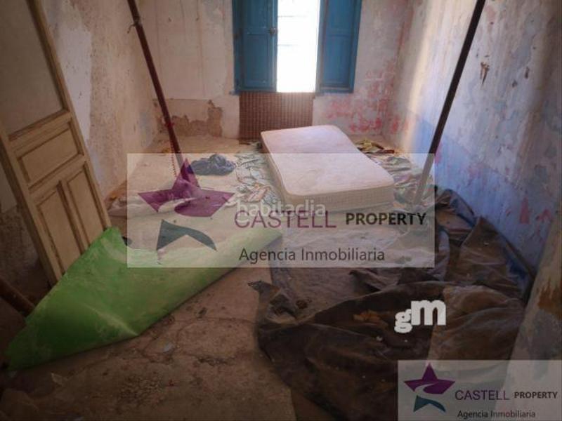 Foto 9db34f00-c8b0-4dc2-9635-359e55842611. Casa adossada a Monforte del Cid