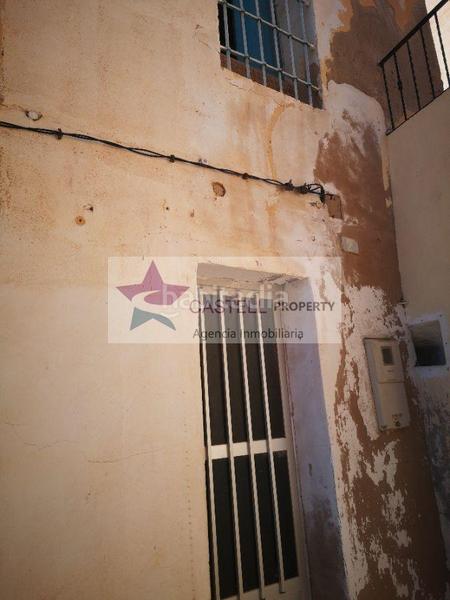 Foto c888a1ed-0f91-49ee-af84-77f4a0d4a08b. Casa adossada a Monforte del Cid