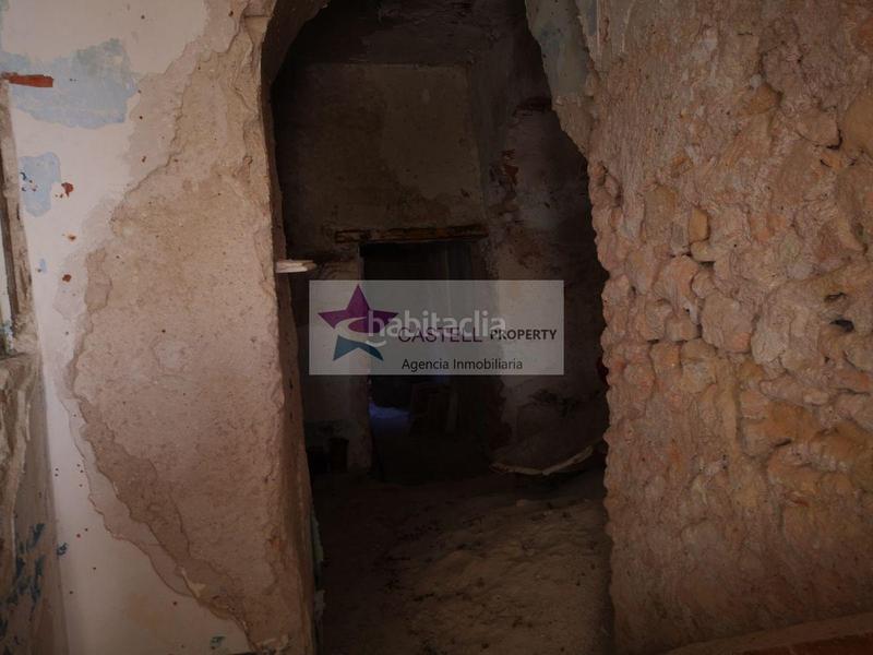 Foto e44e39ac-133e-47dd-a4c0-a43fba5ddeb1. Casa adossada a Monforte del Cid