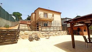 Chalet en Bedoll 113. Descubre tu nuevo hogar!