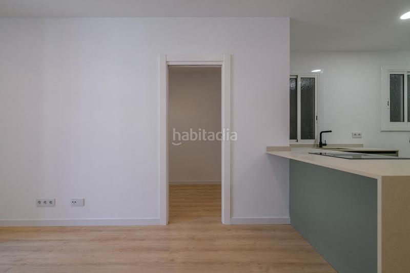 Foto 18f4fb80-a9fb-4660-b971-f1bc390b5ca8. Piso en guinardo 24 piso reformado a estrenar entre la sagrada familia y el parc gell en Barcelona
