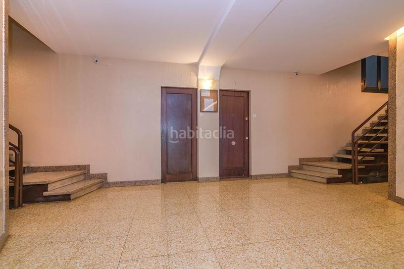 Foto b8aba994-d54e-44a3-b937-8649323bcafe. Piso en guinardo 24 piso reformado a estrenar entre la sagrada familia y el parc gell en Barcelona