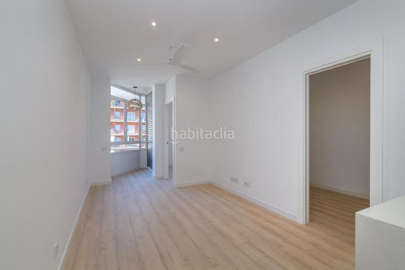 Foto caff3842-86d9-459f-b94c-6c561e1a1ca4. Piso en guinardo 24 piso reformado a estrenar entre la sagrada familia y el parc gell en Barcelona