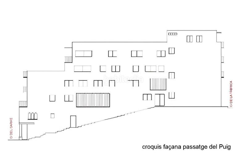 Foto a4fda42c-5068-46e3-a529-4e018512b4a4. Edificio in Centre Lloret de Mar