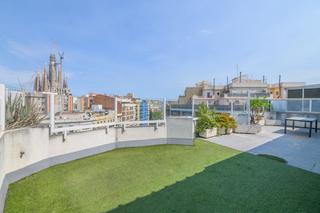 Attique  Calle arago 406. Ático de lujo en el corazón de barcelona con vistas exclusivas a