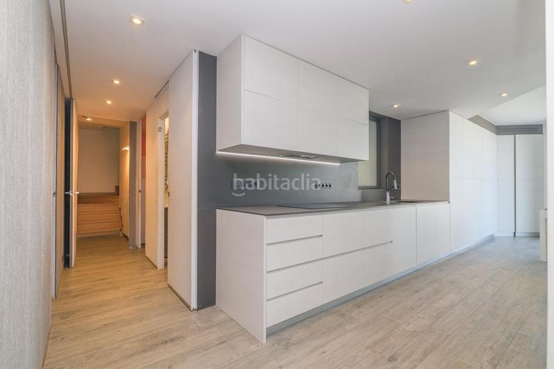 Foto 4f3f295a-a5ee-4ce2-a632-8914bfadb71a. Àtic a calle arago 406 a Dreta de l´Eixample Barcelona