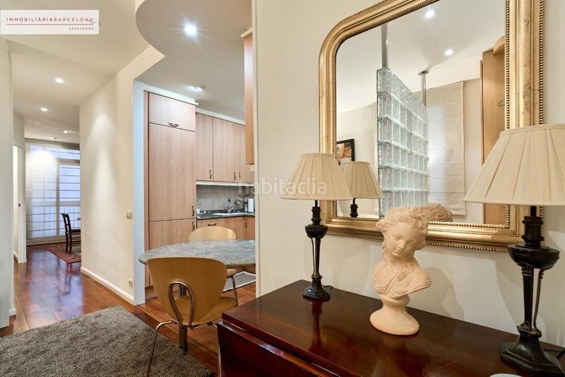 Foto b26ae2f0-2806-48f6-86b7-2dc9ad91aa44. Piso  con encanto y reforma en finca regia en pleno eixample en Barcelona