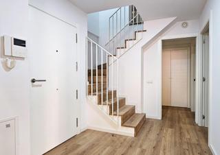 Dúplex  Calle de santa engràcia. Dúplex de obra nueva en venta en nou barris  moderno, luminoso y