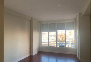 Miete Etagenwohnung  Calle maría auxiliadora