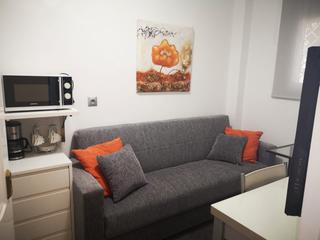 Miete Studiowohnung in Avenida de las ciencias 25