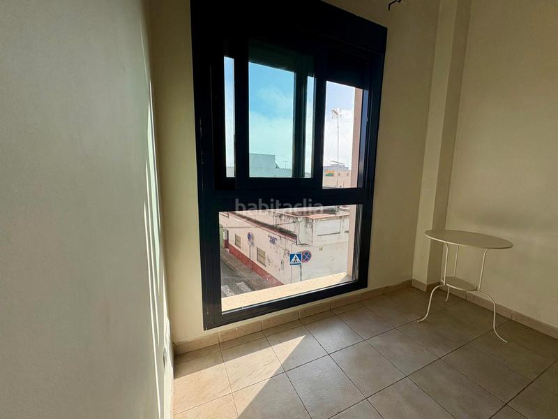 Foto a18782a4-52a1-4231-8ce4-c44cc30c2734. Affitto duplex in calle rafael urias alvarez 1 in Camas